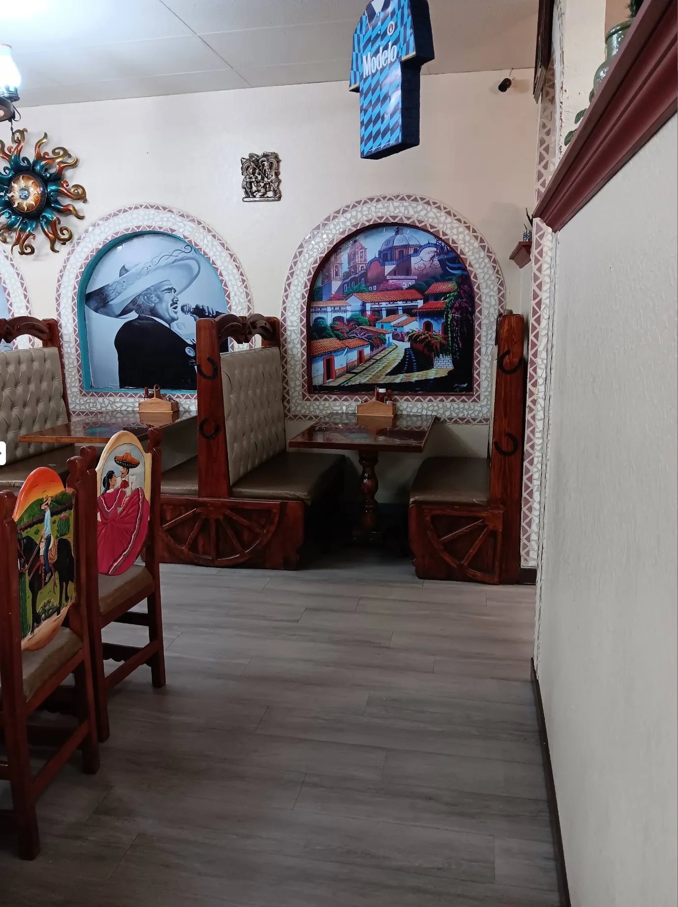 Restaurant Inside
