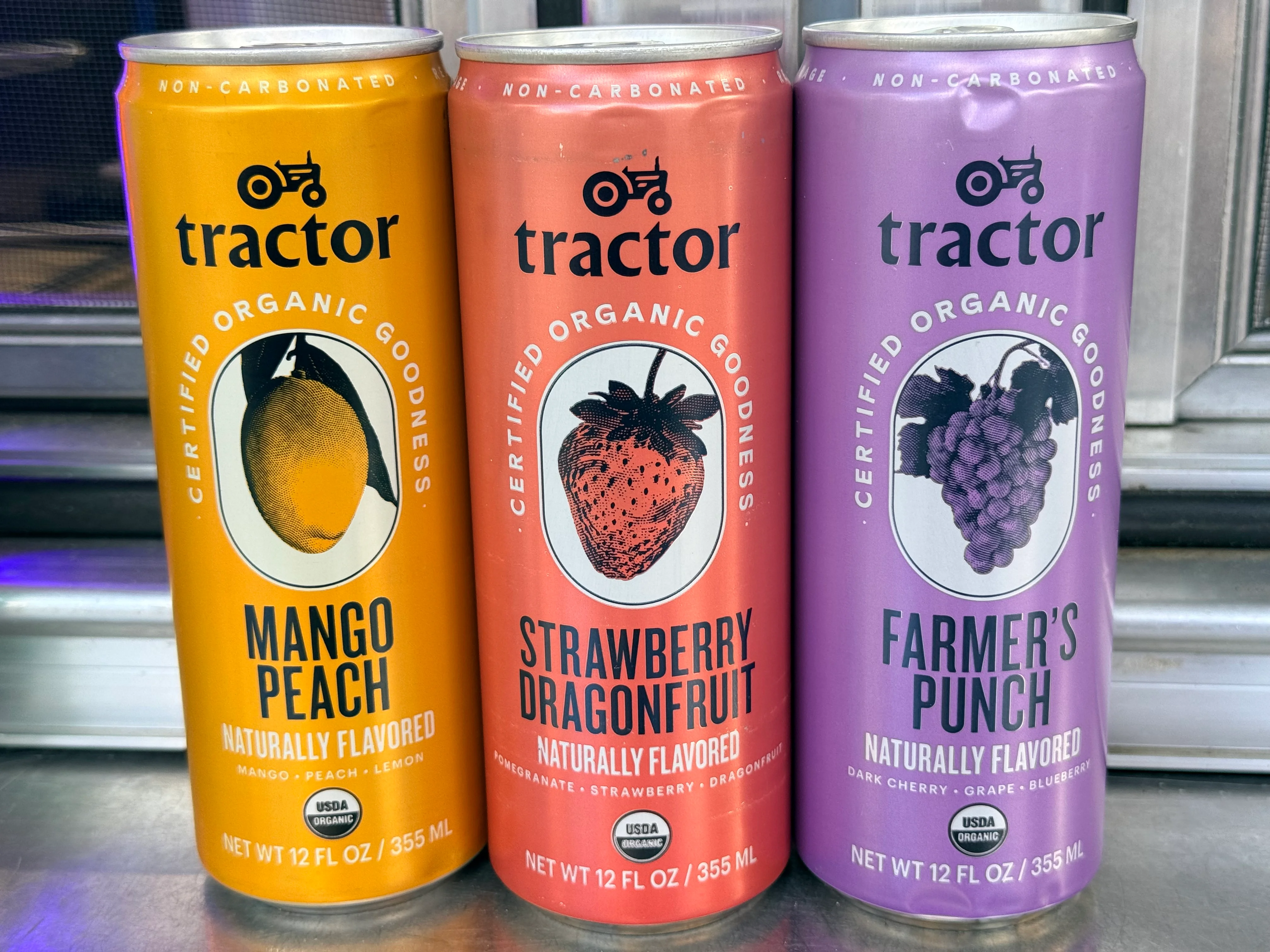 Tractor Organic Juice